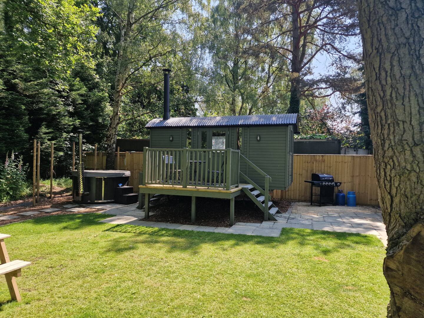 Oakmere — Cheshire holiday cottage photo 1