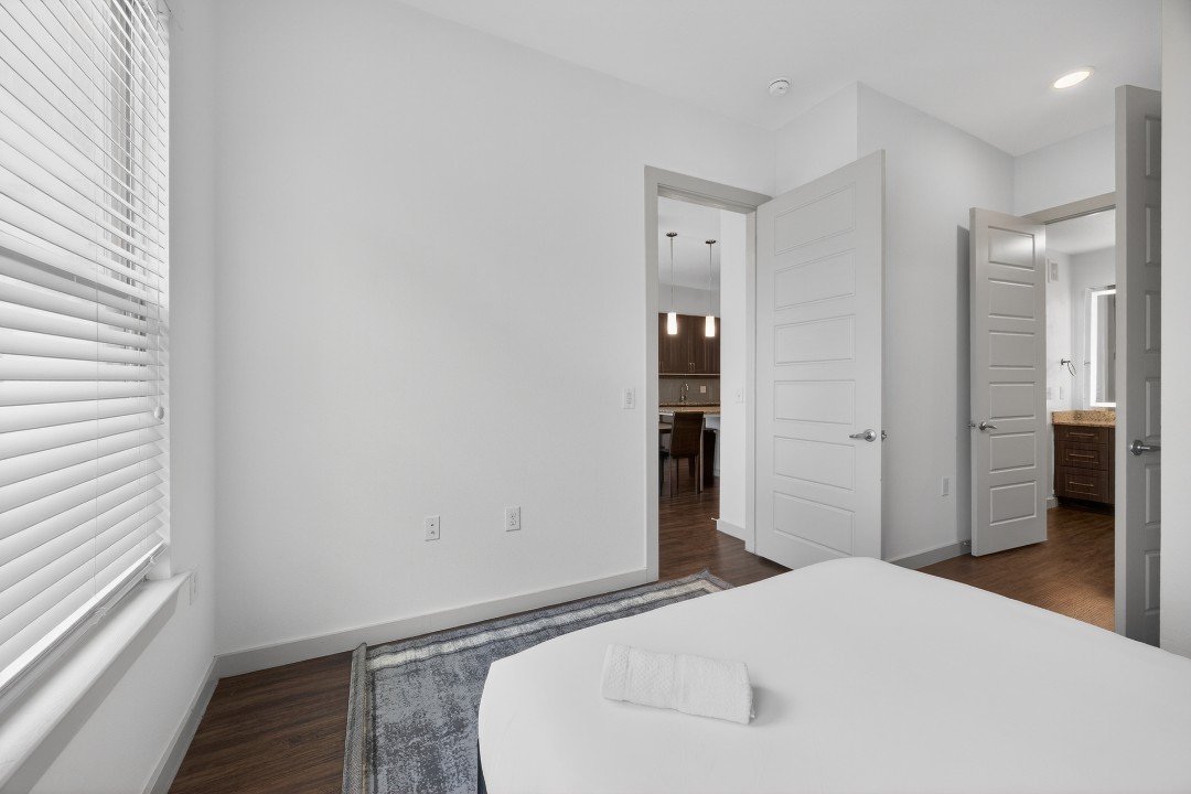 The Creekside at Vantage · Unit 3103 2/2