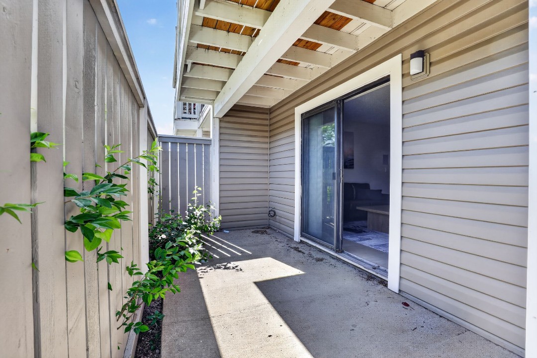 Rosehill Pointe · Unit 36 2/1
