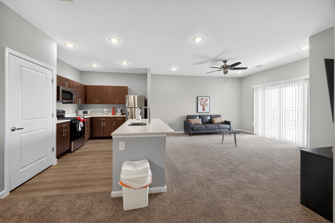 Whitewing Flats · Unit 1303 1/1