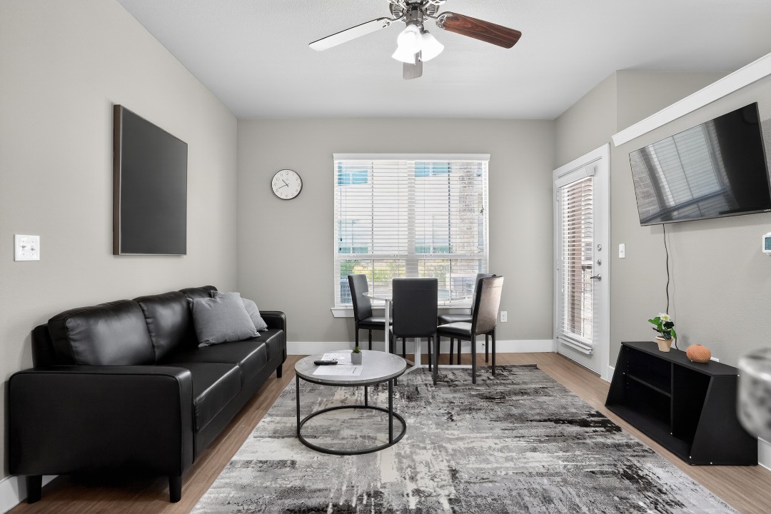 The Lodge at Guadalupe 1/1 · Unit 1511