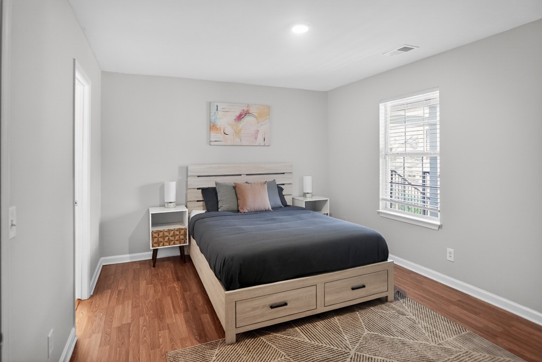 King George 2/2 · Unit 1007