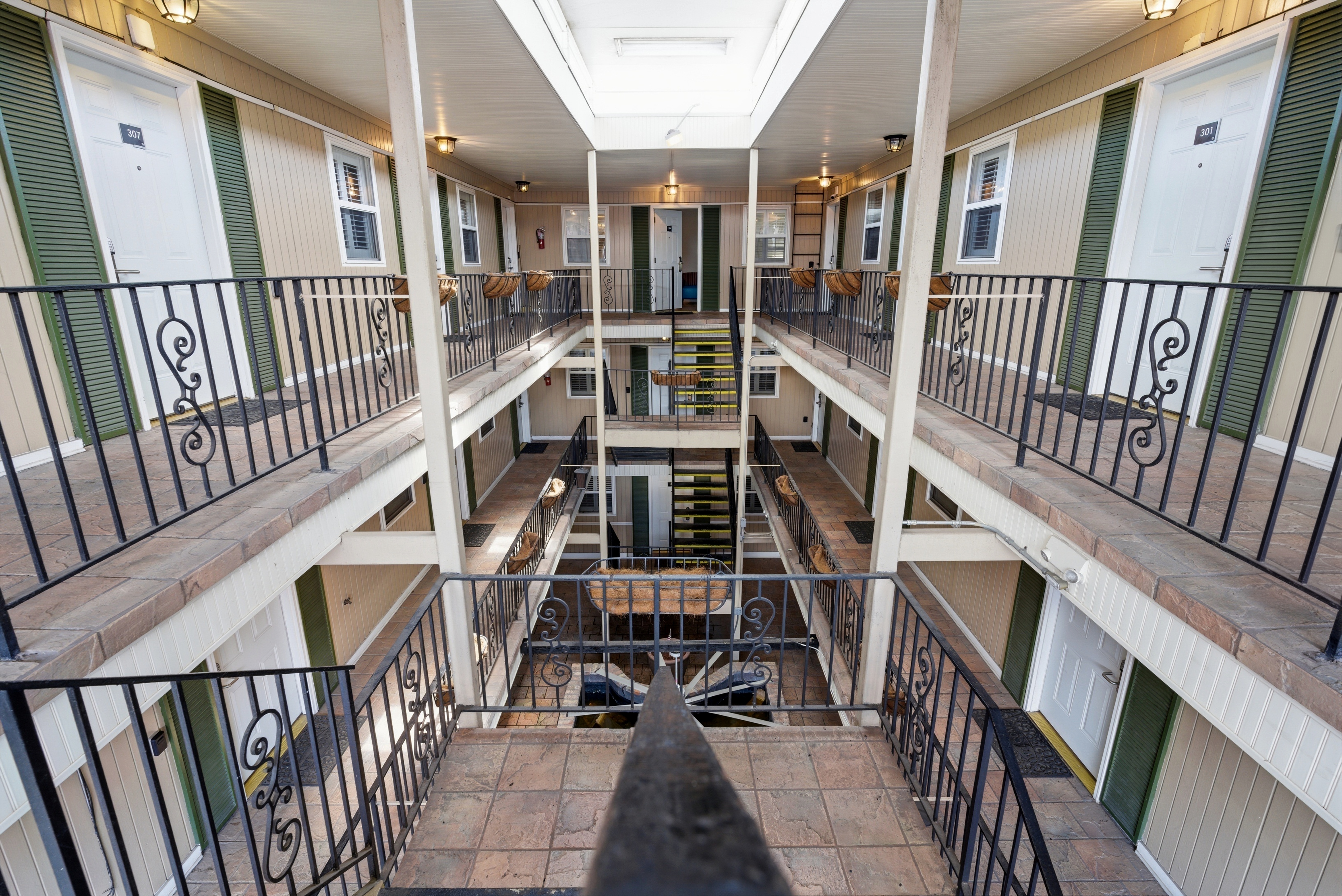 Classic New Orleans gallery walkway to your suite