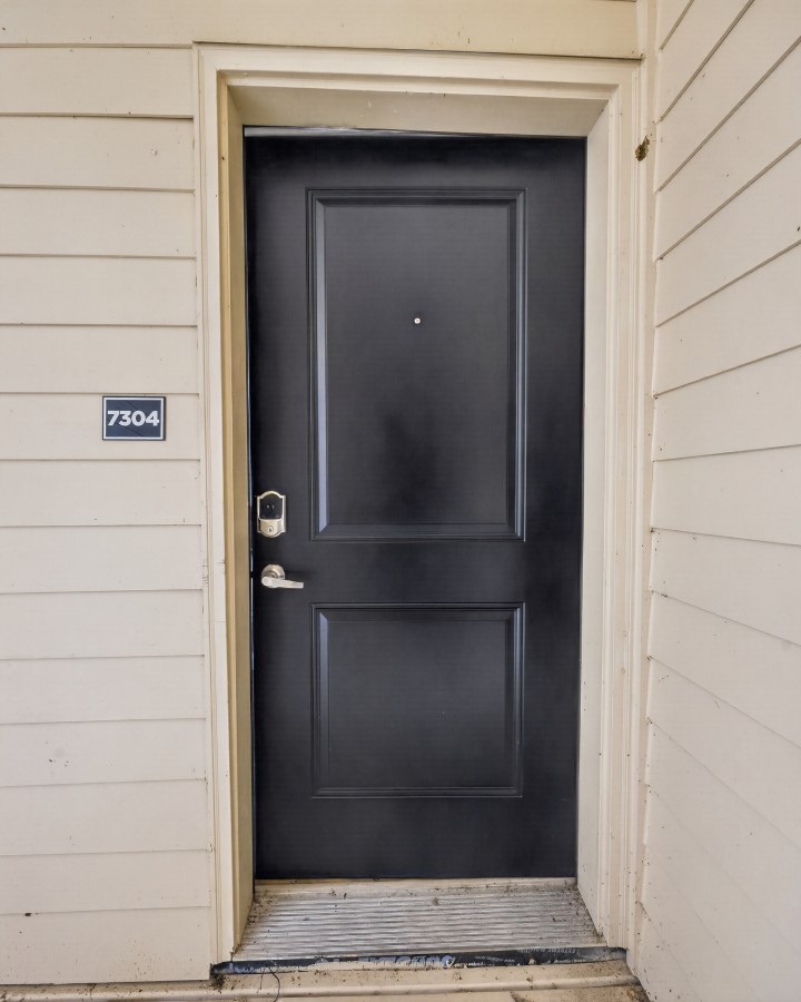 Whitewing Flats · Unit 7304 2/2