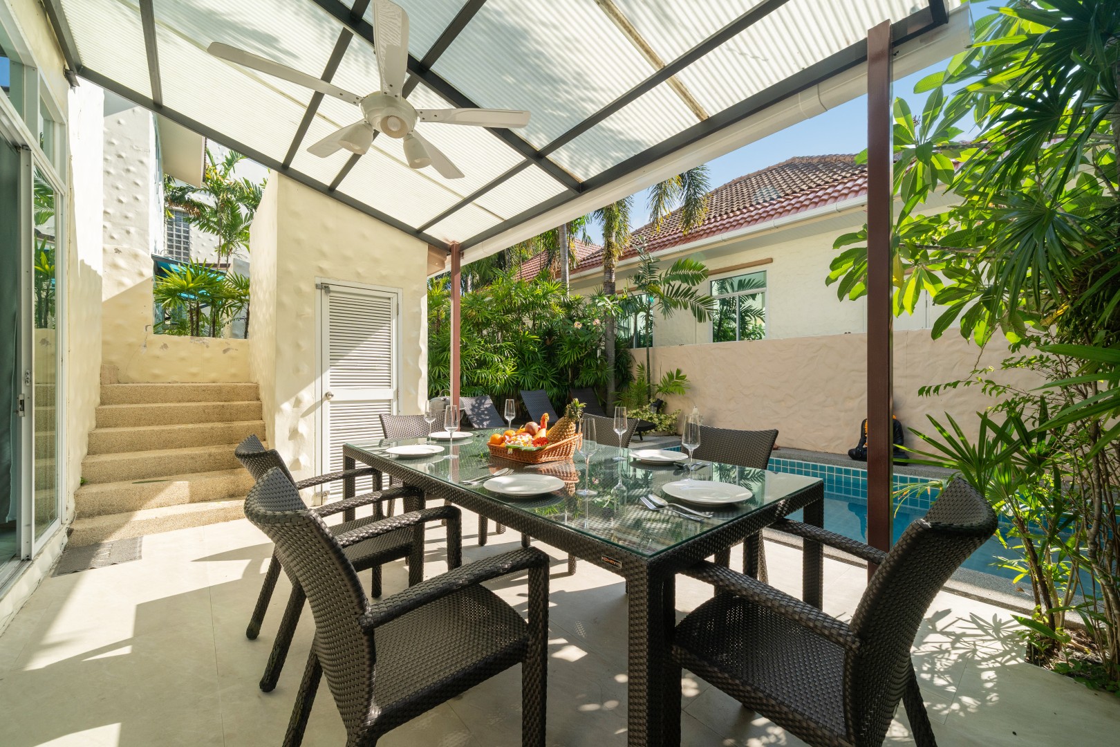 Jon · 3 bedrooms pool villa Rawai