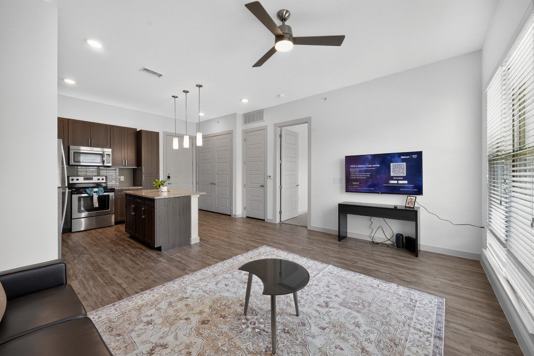 The Creekside at Vantage · Unit 4209 1/1