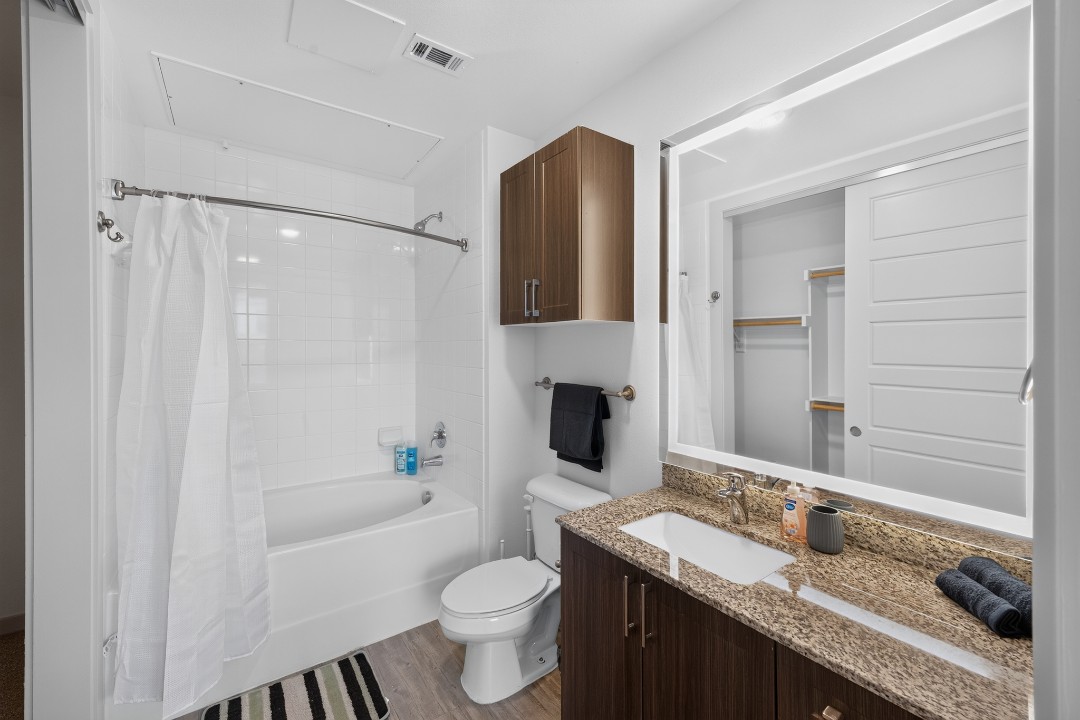 The Creekside at Vantage · Unit 4209 1/1