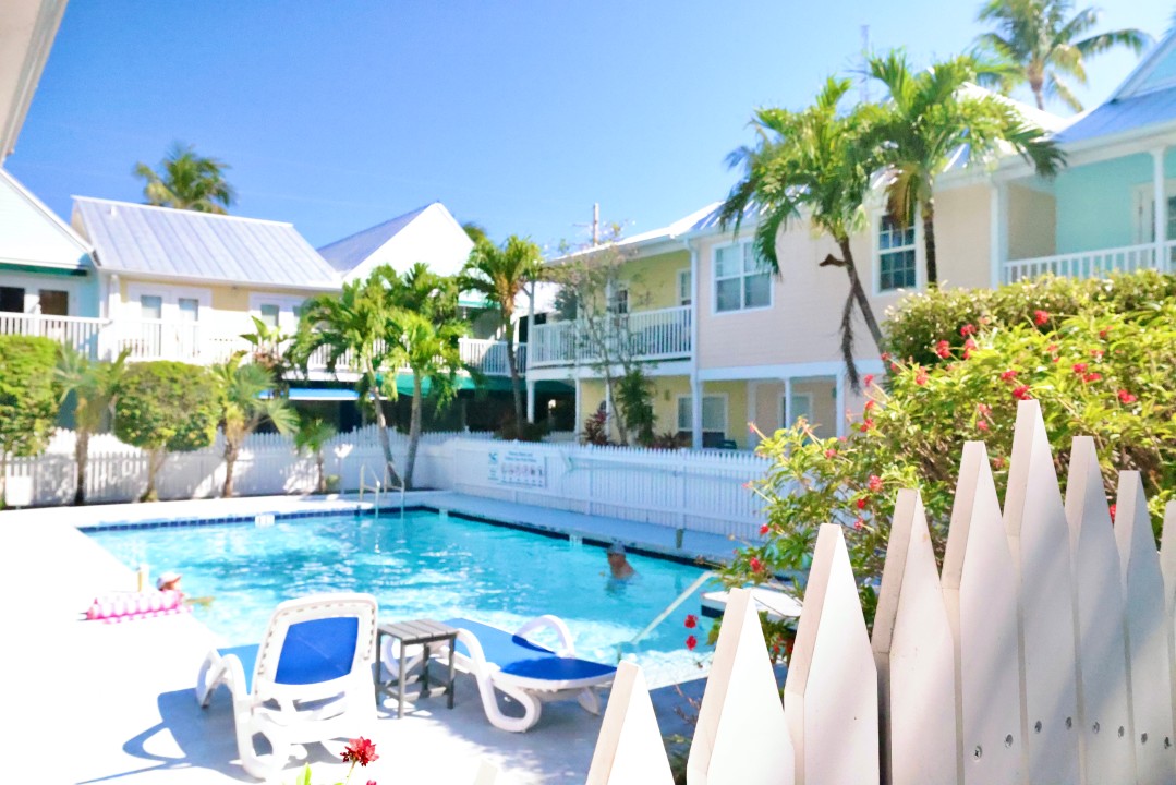 Shipyard Poolside — Steps to the Pool