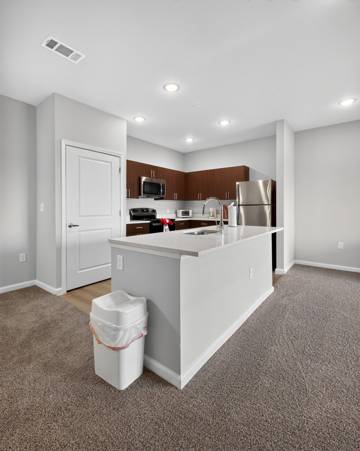 Whitewing Flats · Unit 1303 1/1