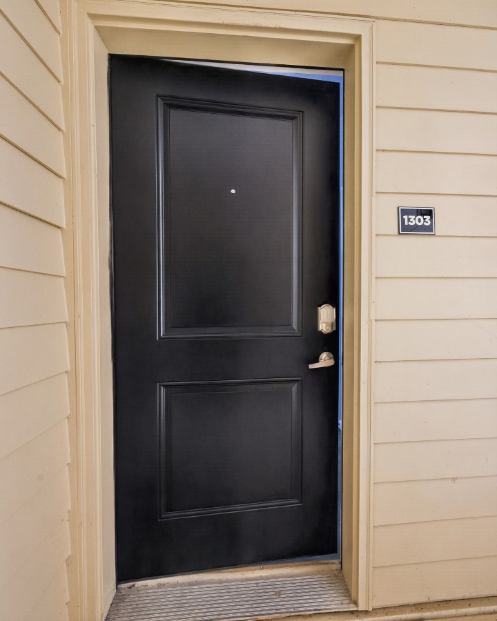 Whitewing Flats · Unit 1303 1/1
