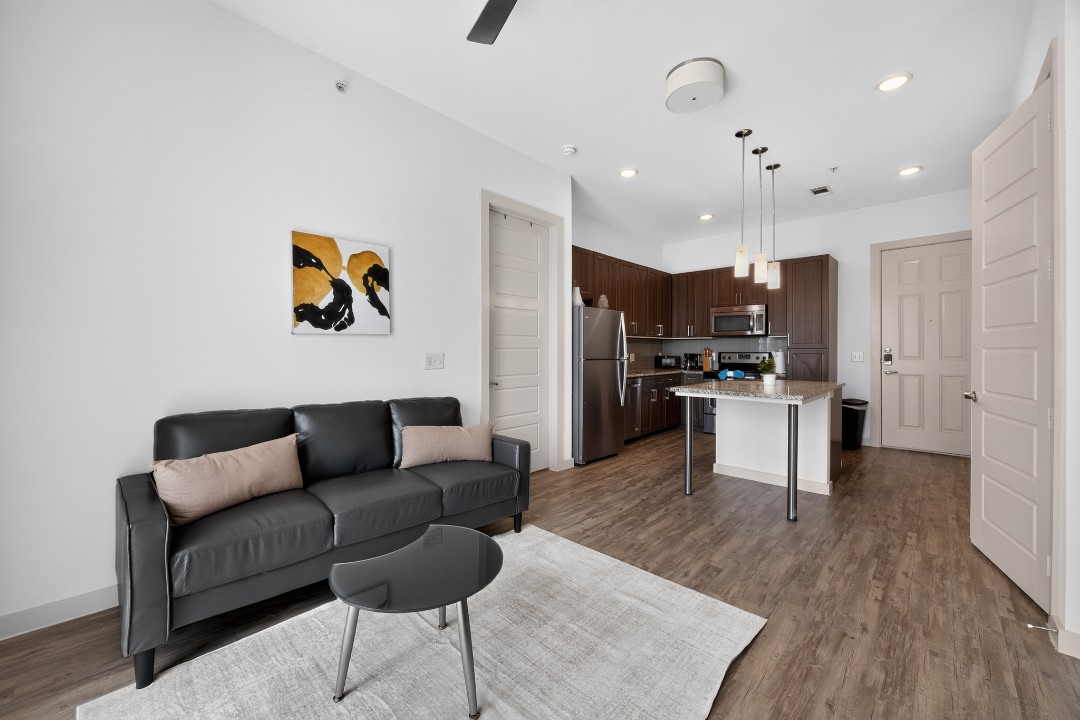 The Creekside at Vantage · Unit 3215 2/2