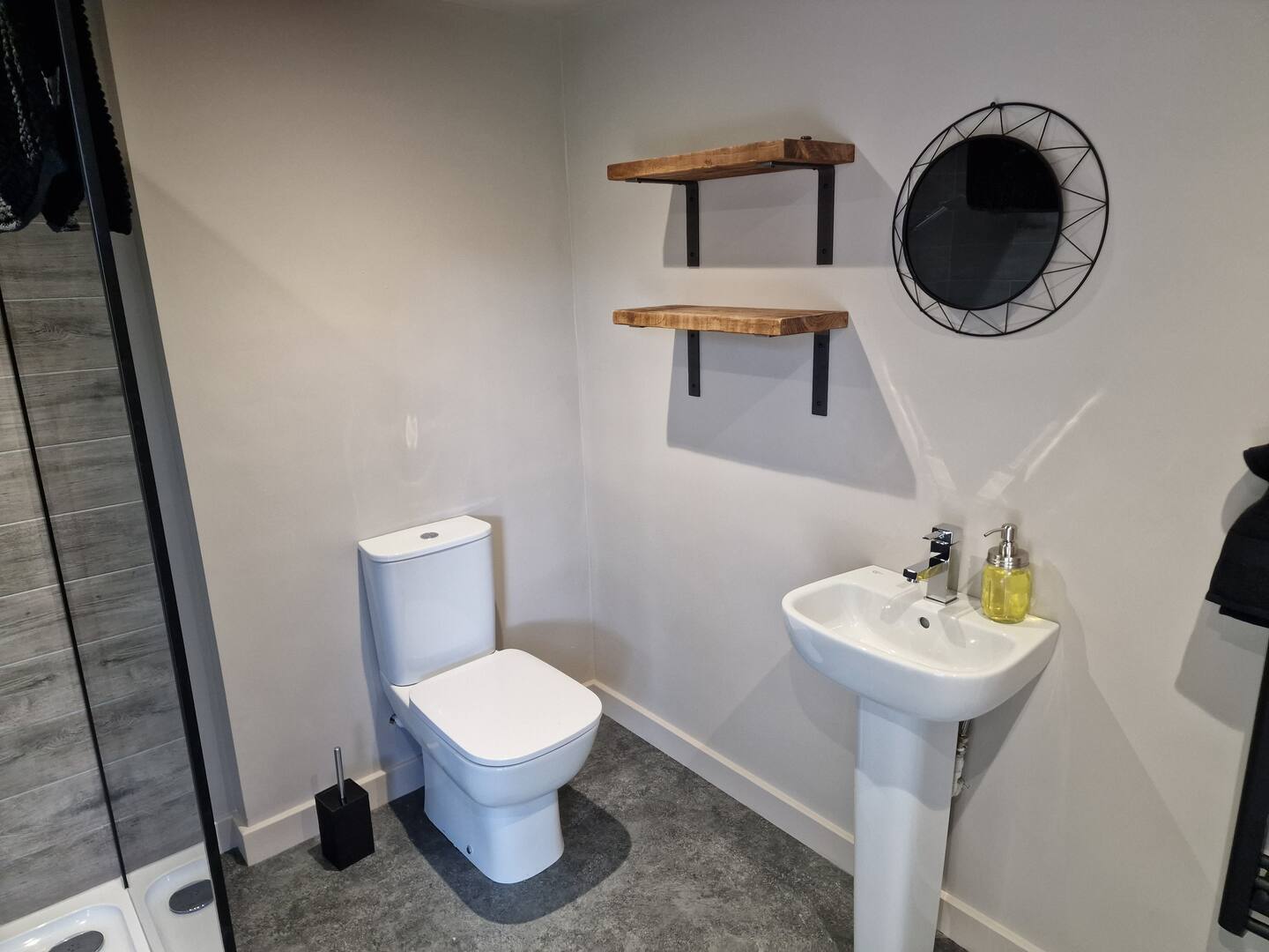 Oakmere — Cheshire holiday cottage photo 11