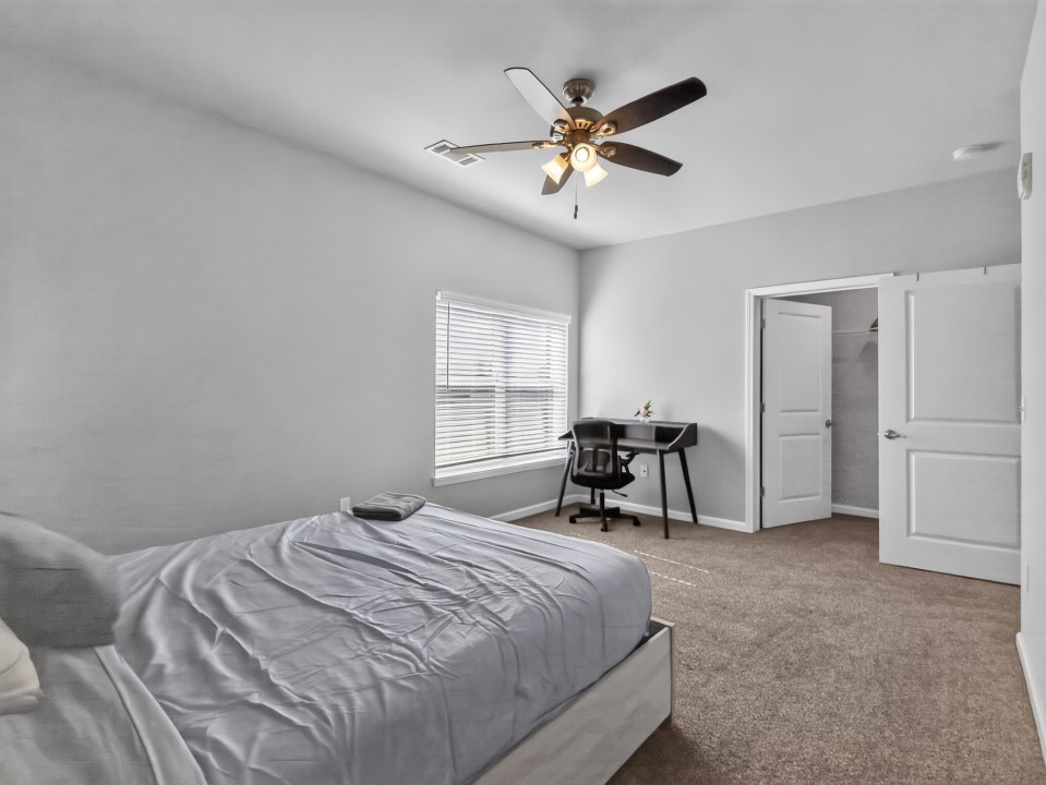 Whitewing Flats · Unit 8204 1/1