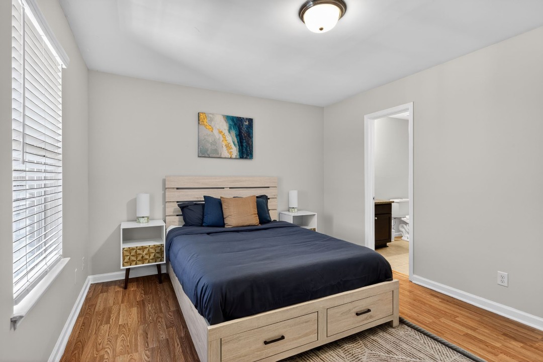 King George 2/2 · Unit 1008