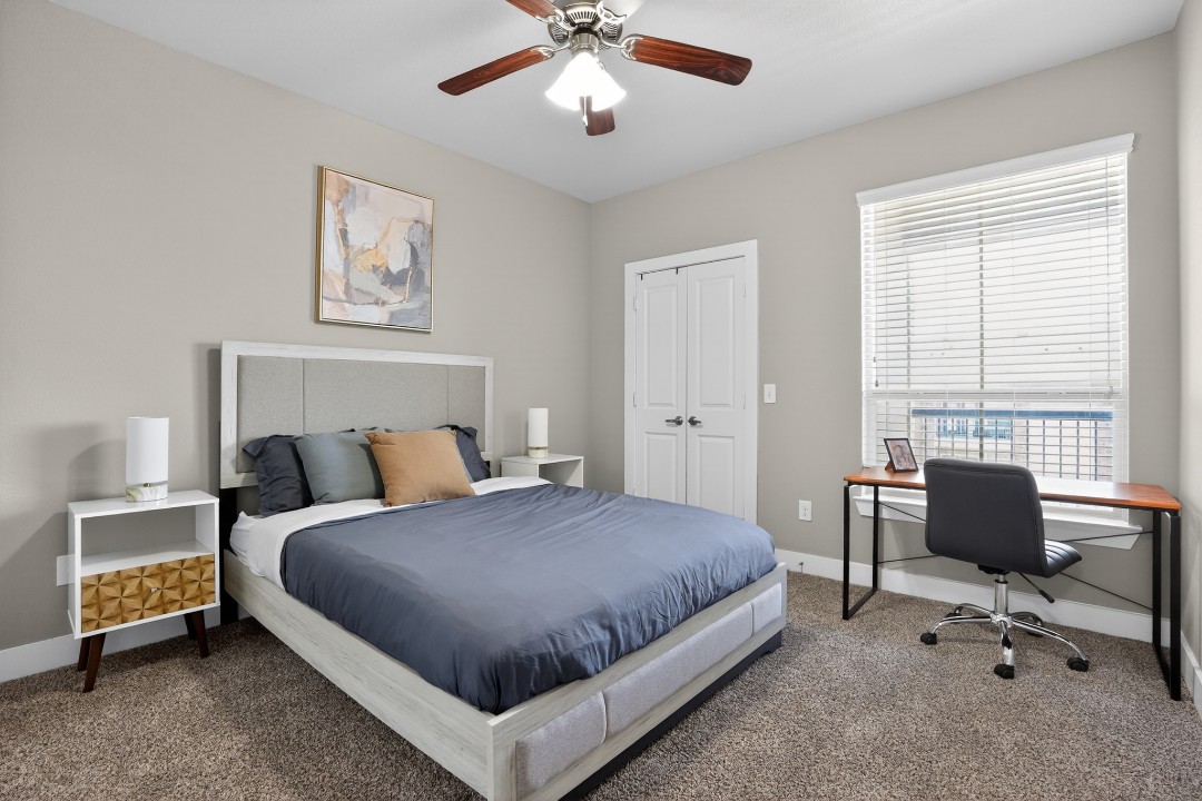 1 Bedroom · Signature layout