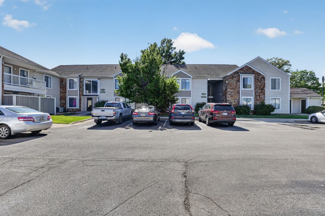 Rosehill Pointe · Unit 24 1/1