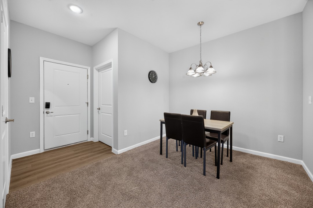 Whitewing Flats · Unit 3306 2/2