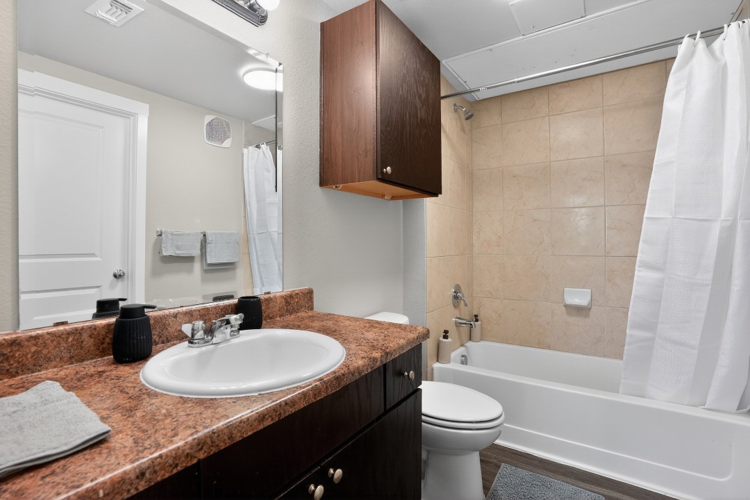 The Lodge at Guadalupe 2/2 · Unit 837