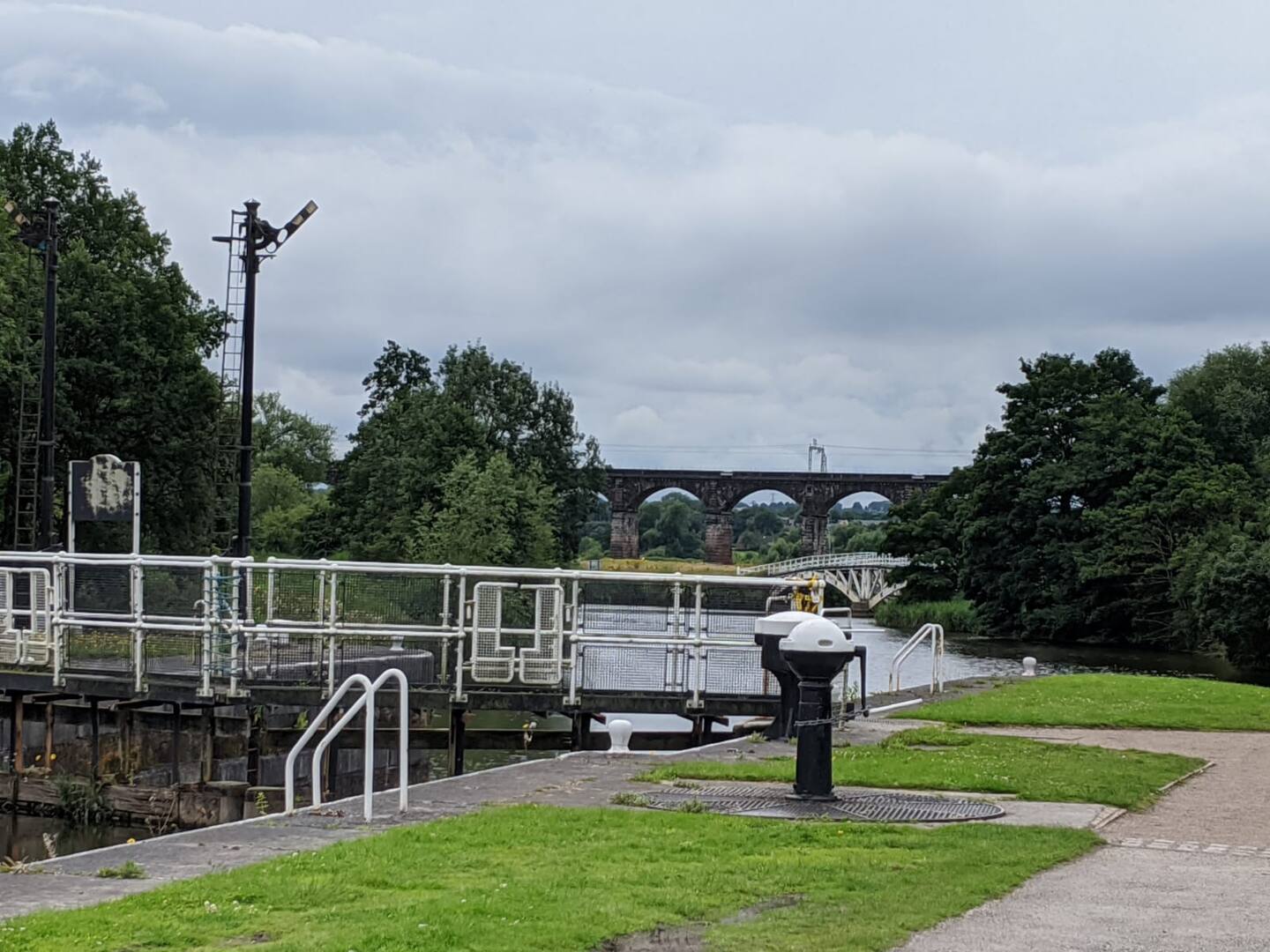 Lock Keeper's Cottage — Cheshire holiday cottage photo 44