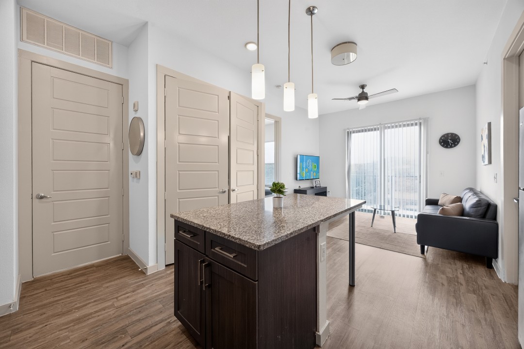 The Creekside at Vantage · Unit 3215 2/2