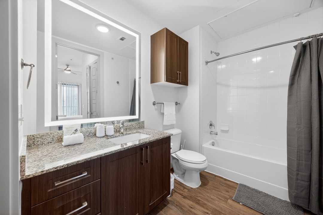 The Creekside at Vantage · Unit 4314 2/2