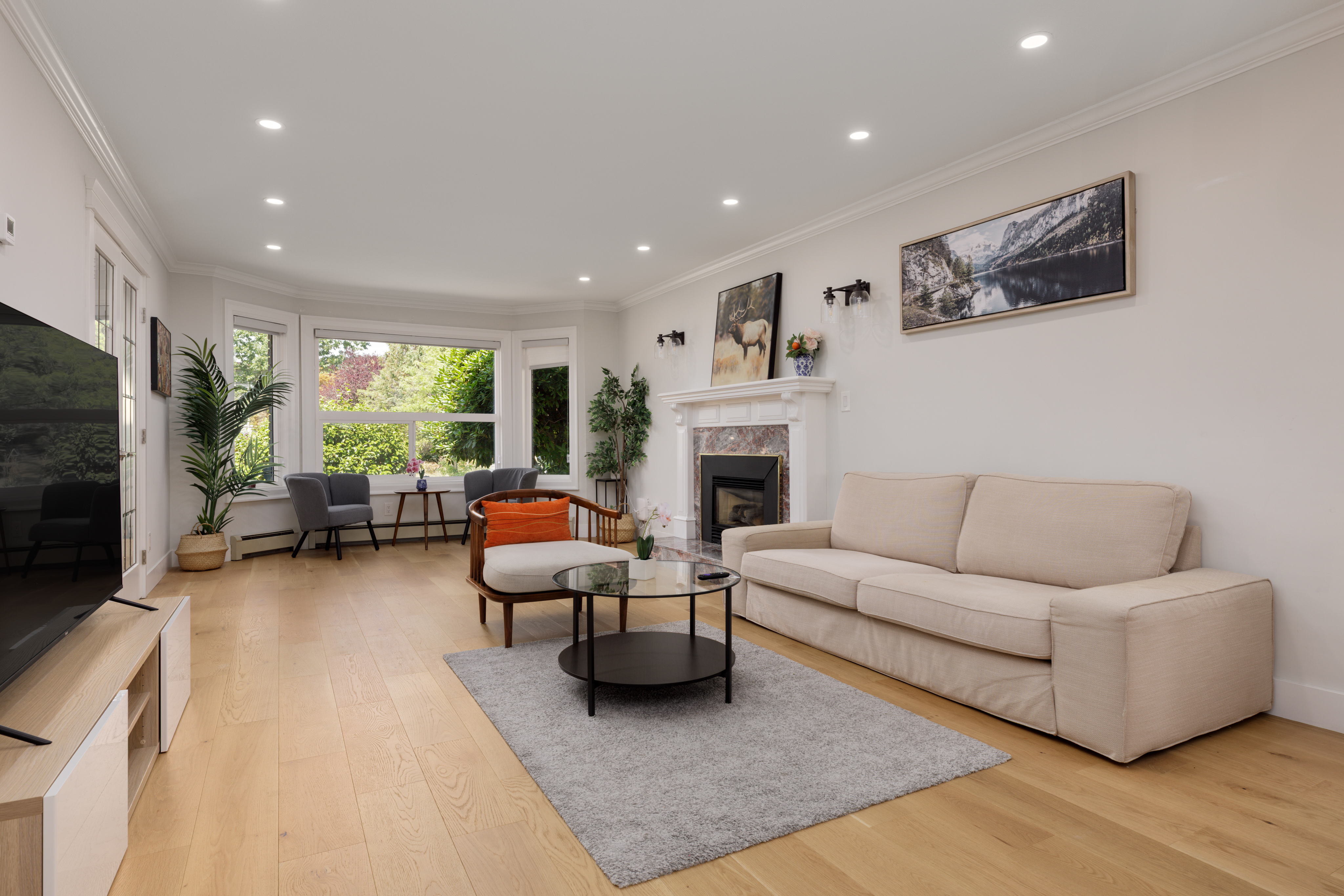Spacious 6br Home Near Dt & 15 Mins To Yvr - Canada