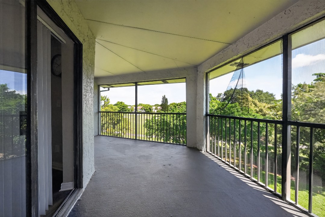 Spectra at Tamarac 7-8563 · Unit 2/1