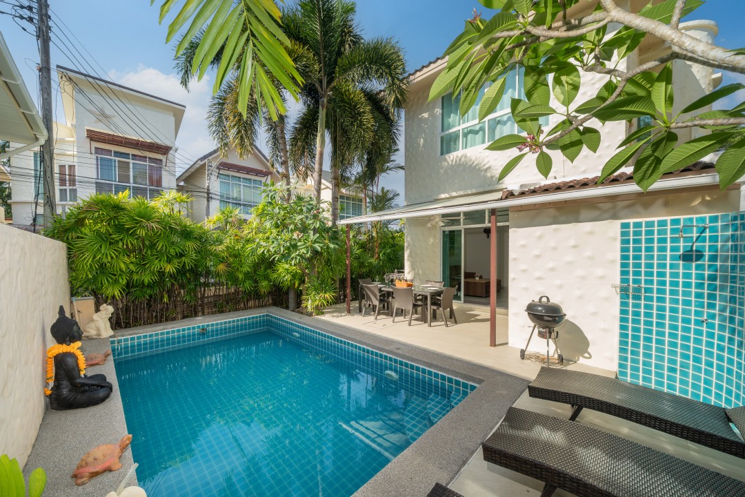 Jon · 3 bedrooms pool villa Rawai