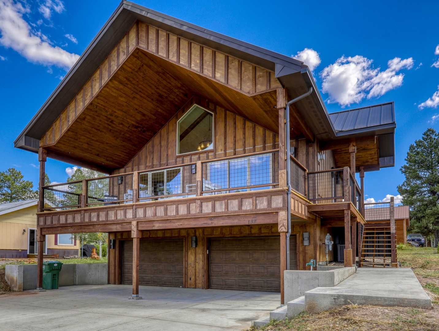 Cloud Cap Home w/Lake Views! Paddleboards & Bikes