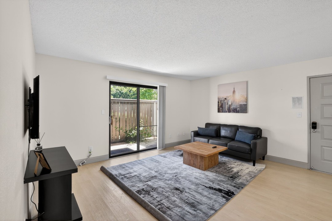 Rosehill Pointe · Unit 36 2/1