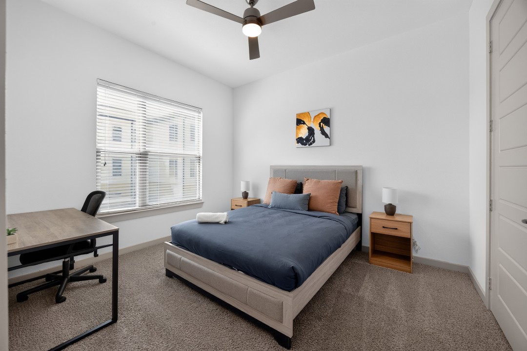 The Creekside at Vantage · Unit 3215 2/2