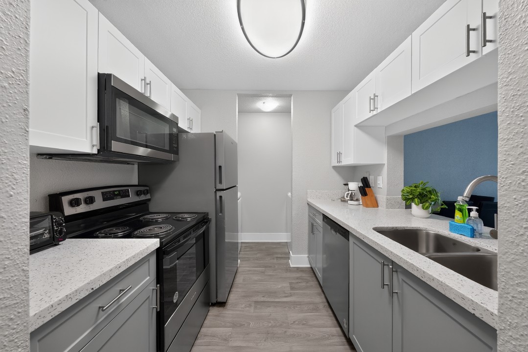 Spectra at Tamarac 6-8447 · Unit 1/1