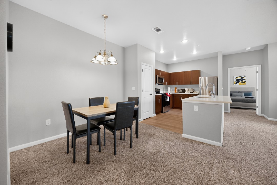 Whitewing Flats · Unit 3207 2/2