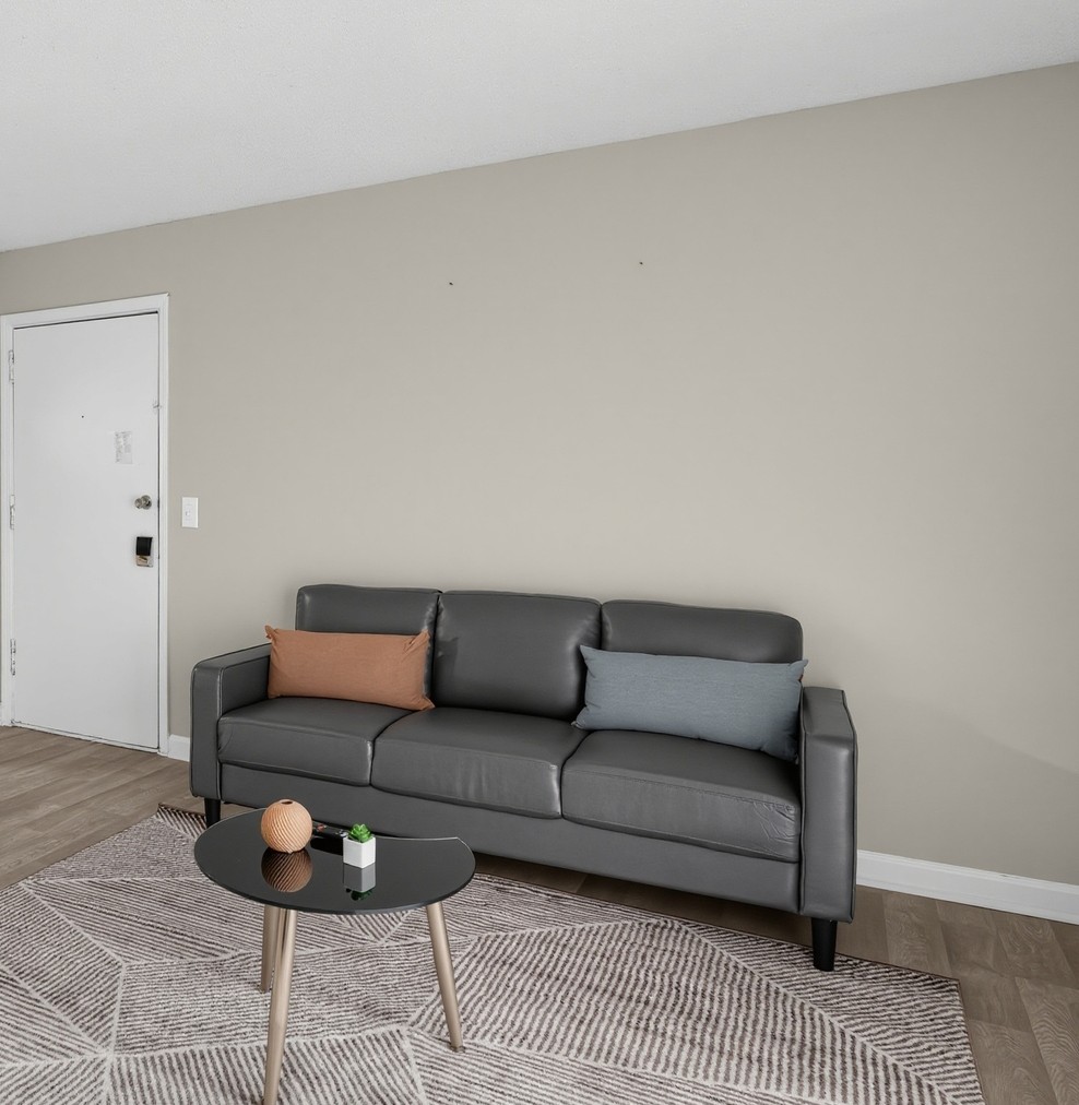 Tucker Square 1307A