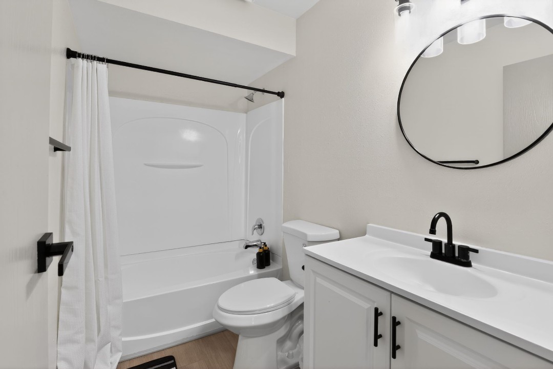 Rosehill Pointe · Unit 31 2/1