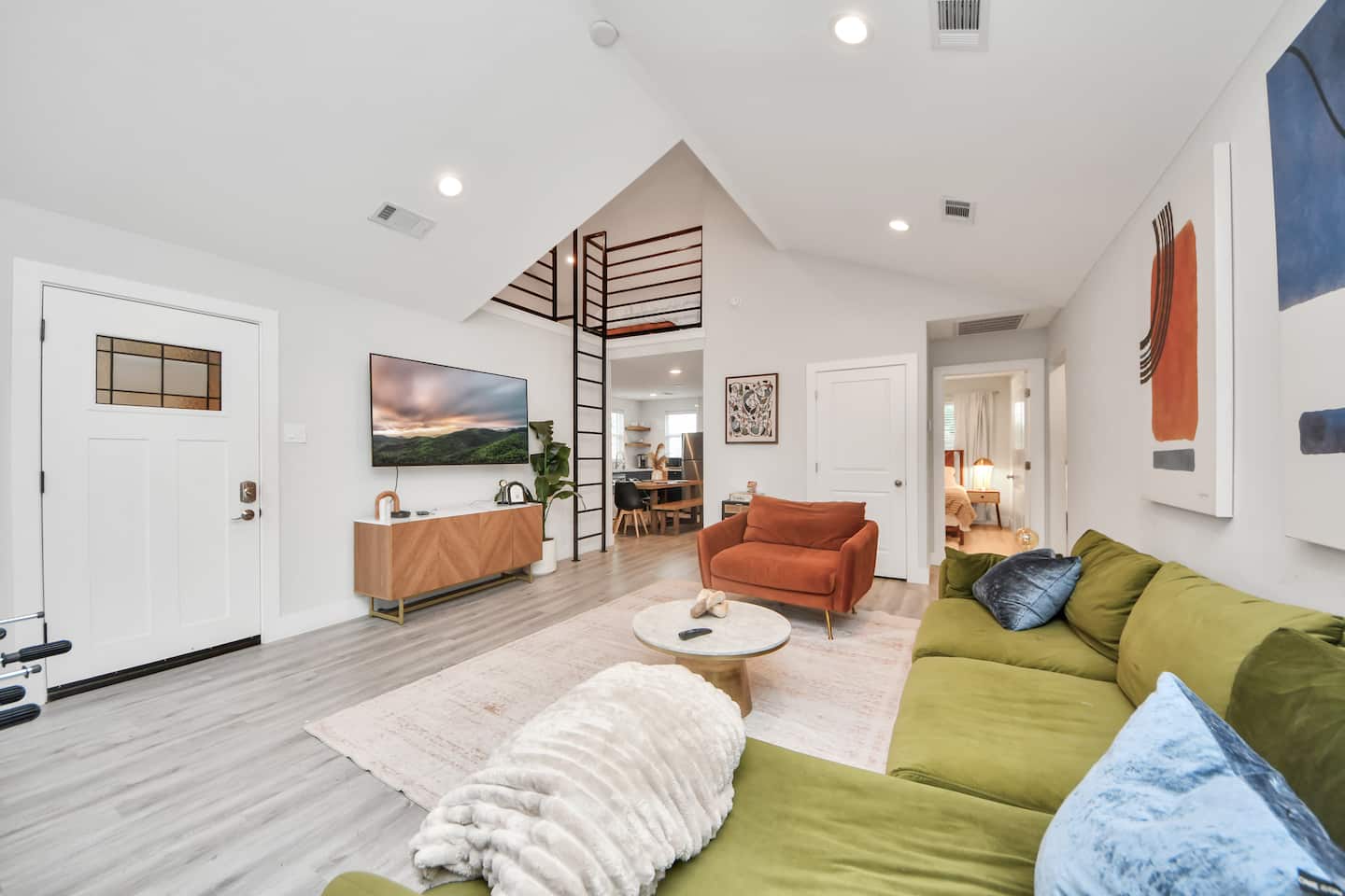 3br W Loft | Near I Mdanderson L Tmc, Uh & Nrg - Houston, TX