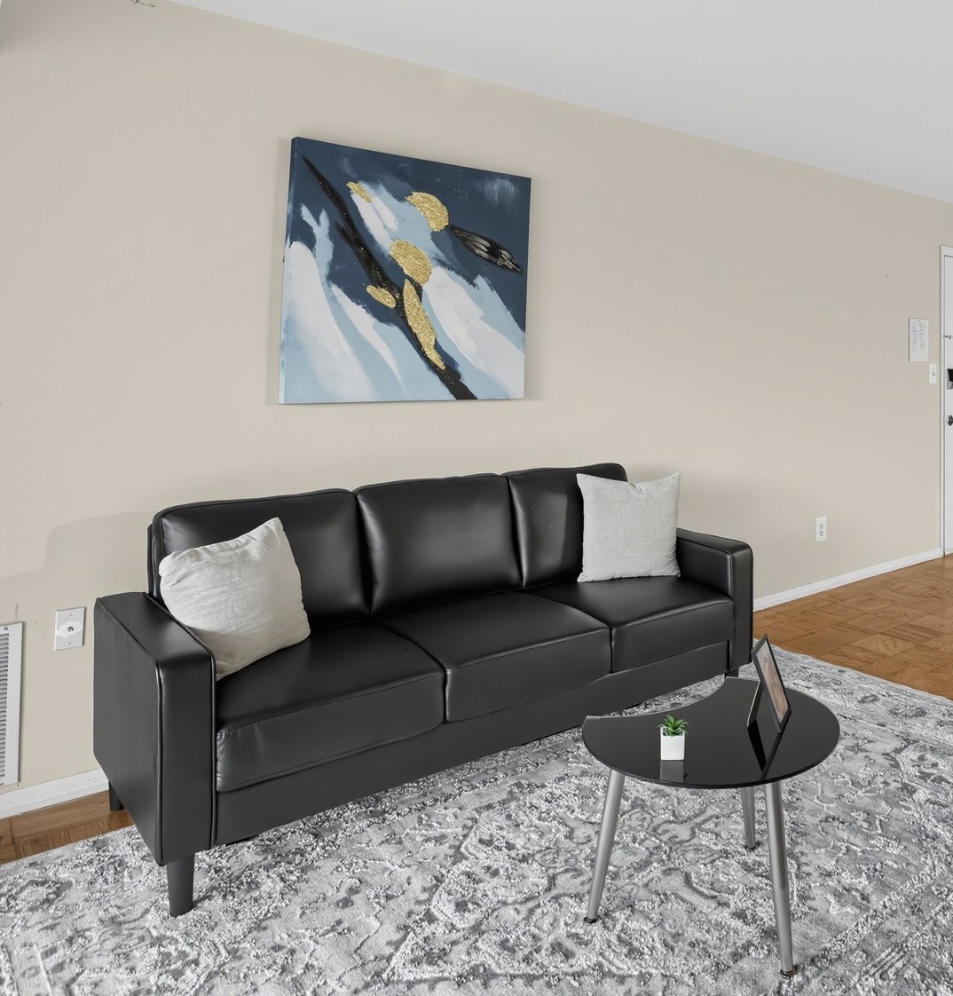 Milbrook Park Apartments 17 CB
