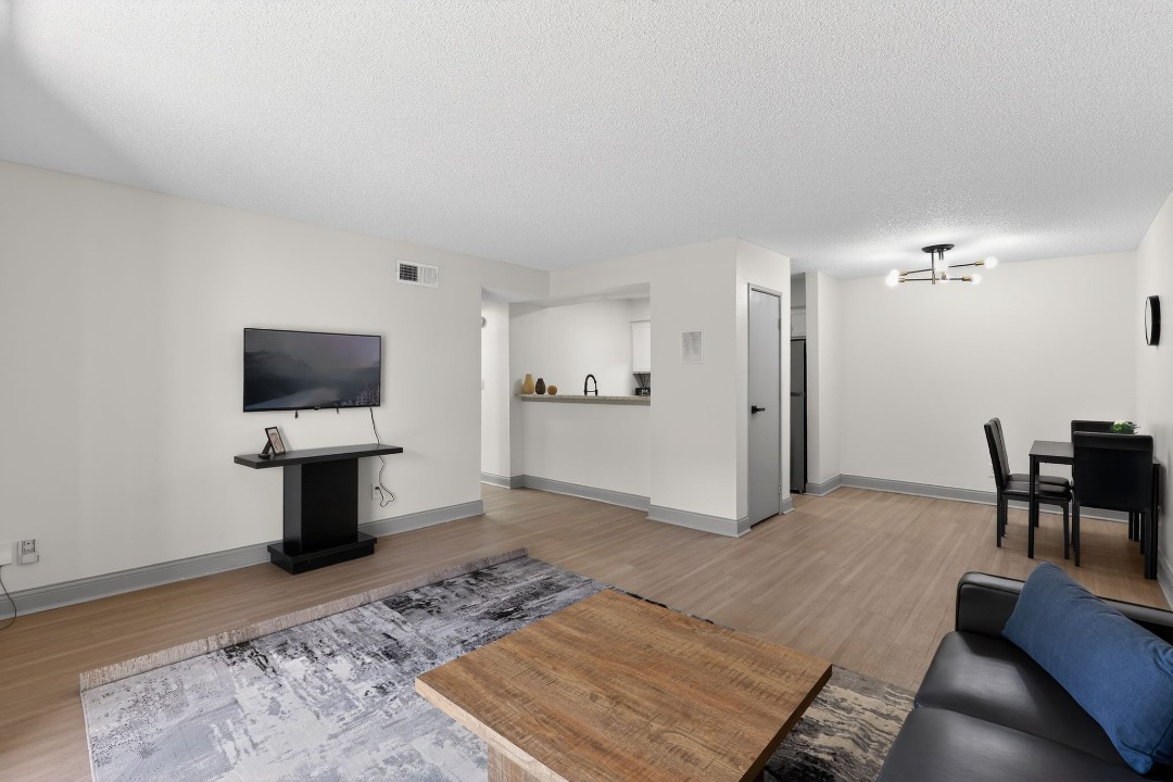 Rosehill Pointe · Unit 31 2/1