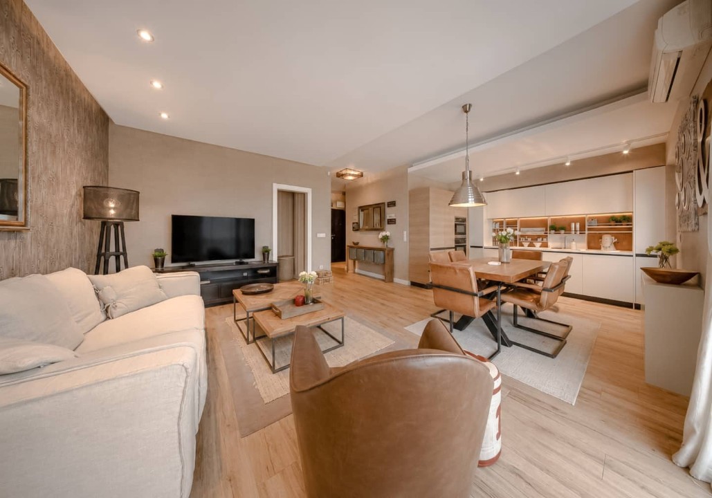 Property thumbnail 8
