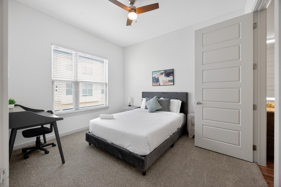 The Creekside at Vantage · Unit 3203 2/2