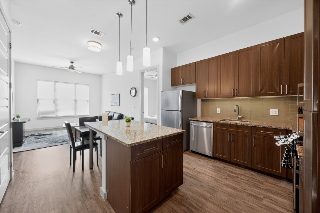 The Creekside at Vantage · Unit 4314 2/2