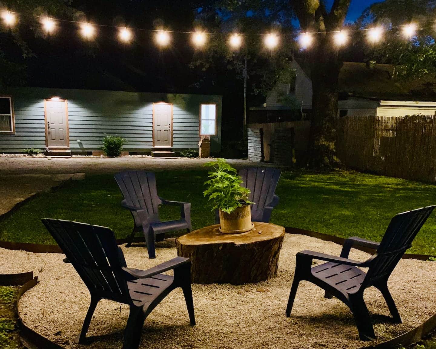 Boho Groove - Urban Studio With Relaxing Backyard - メンフィス, TN