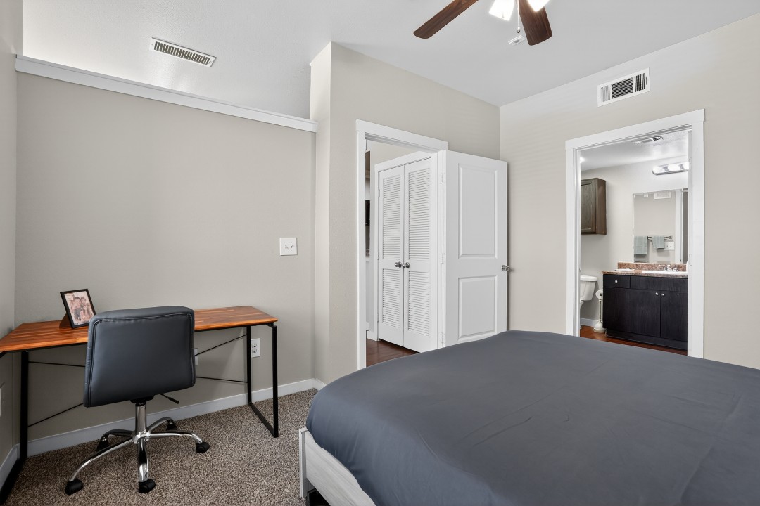The Lodge at Guadalupe 1/1 · Unit 427