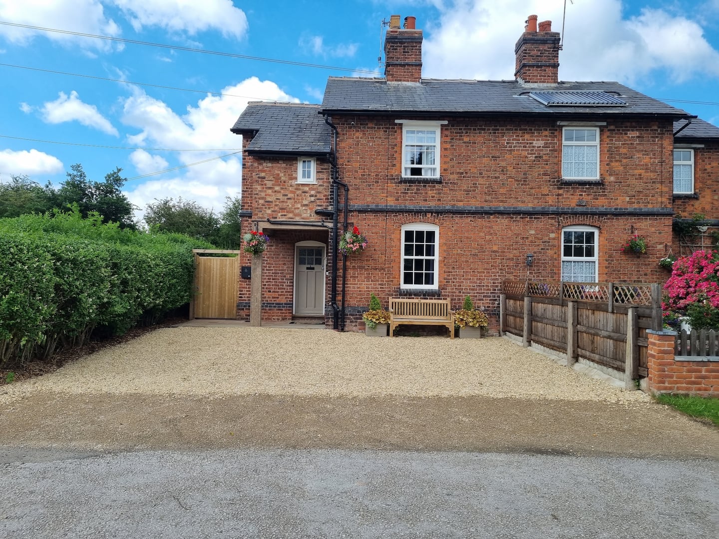 Lock Keeper's Cottage — Cheshire holiday cottage photo 3