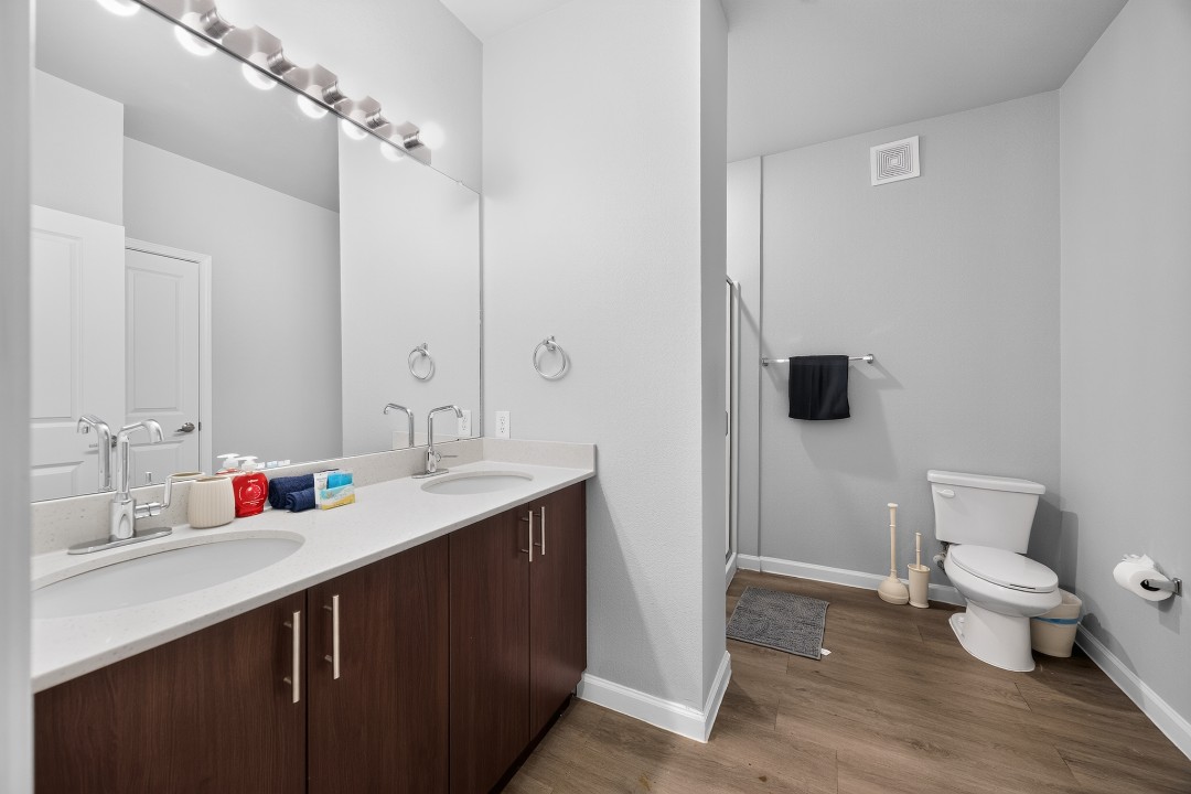 Whitewing Flats · Unit 3207 2/2