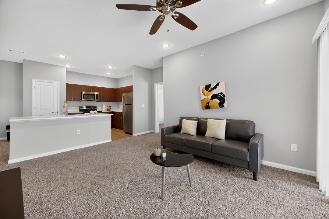 Whitewing Flats · Unit 3306 2/2