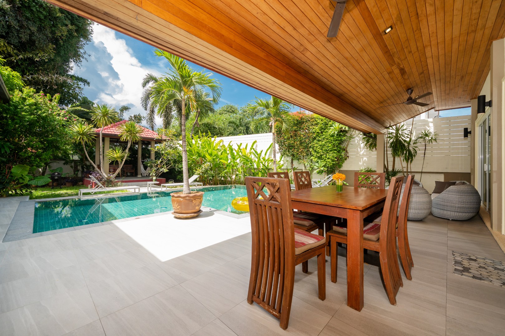 Villa Lotus