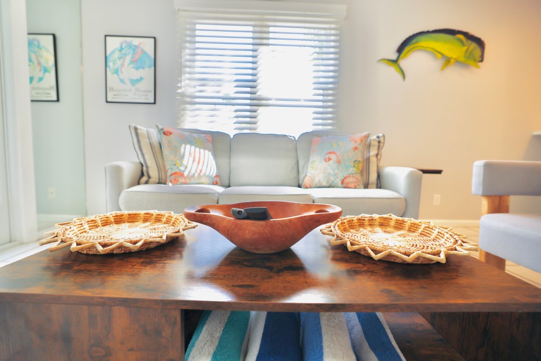 Shipyard 155 — Livingroom