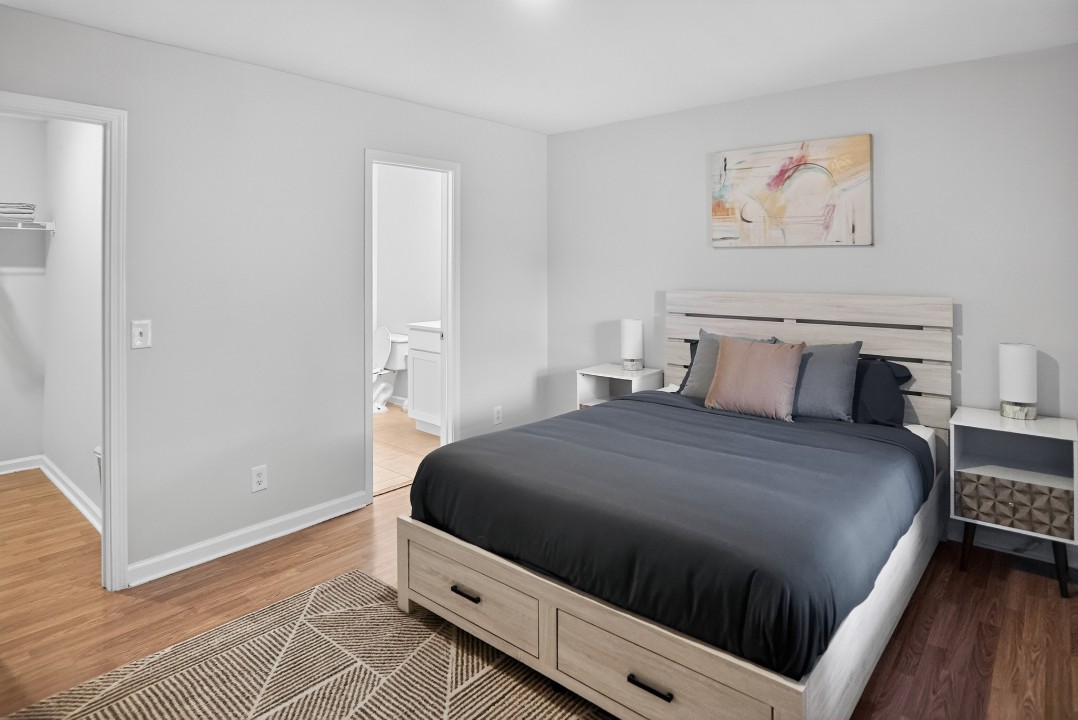 King George 2/2 · Unit 1007