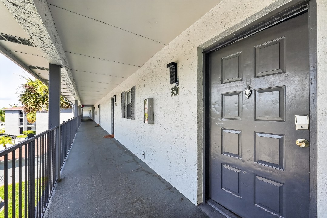 Spectra at Tamarac 7-8563 · Unit 2/1